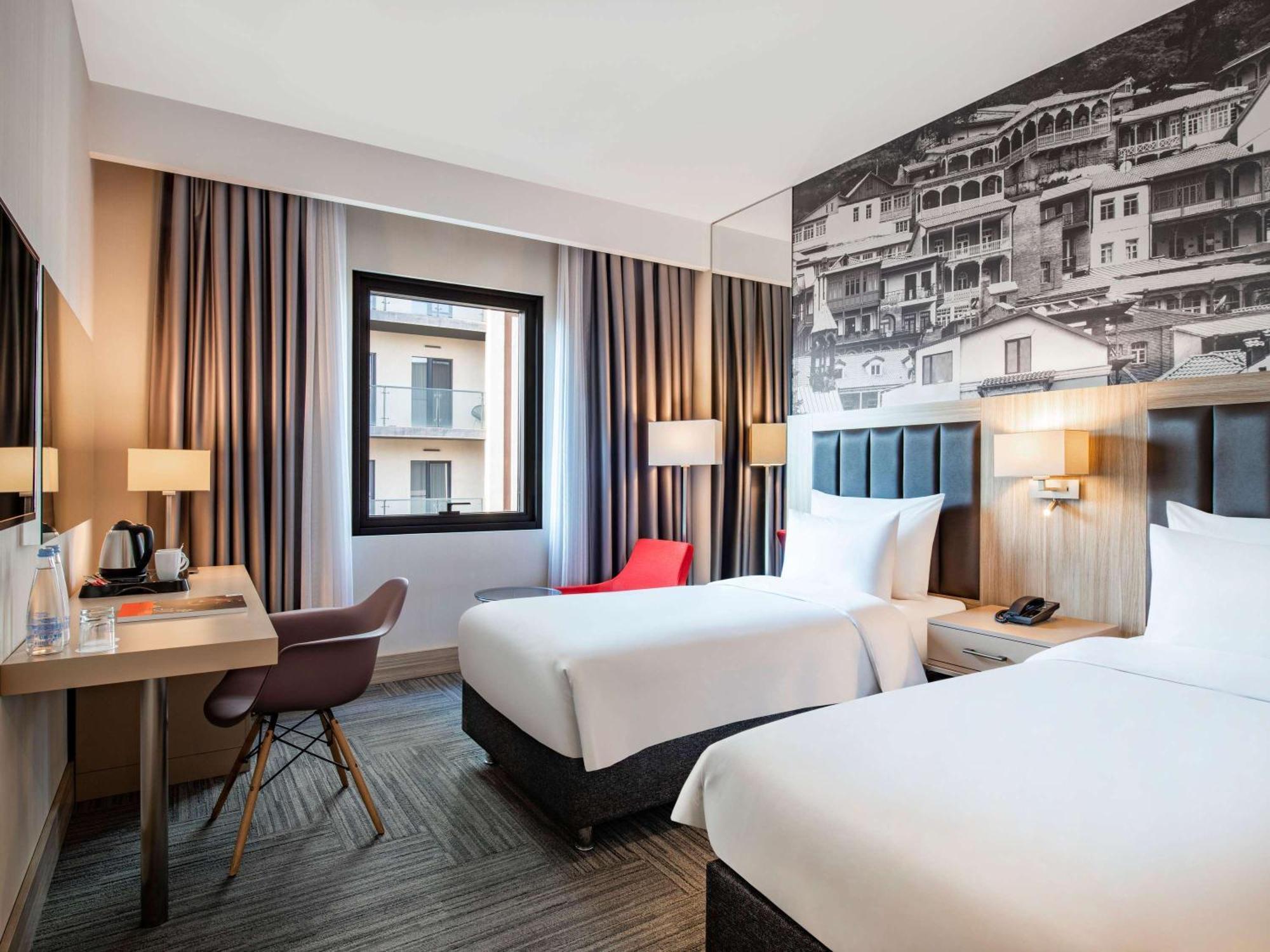 Tbilisi Saburtalo Hotel By Mercure Exterior photo