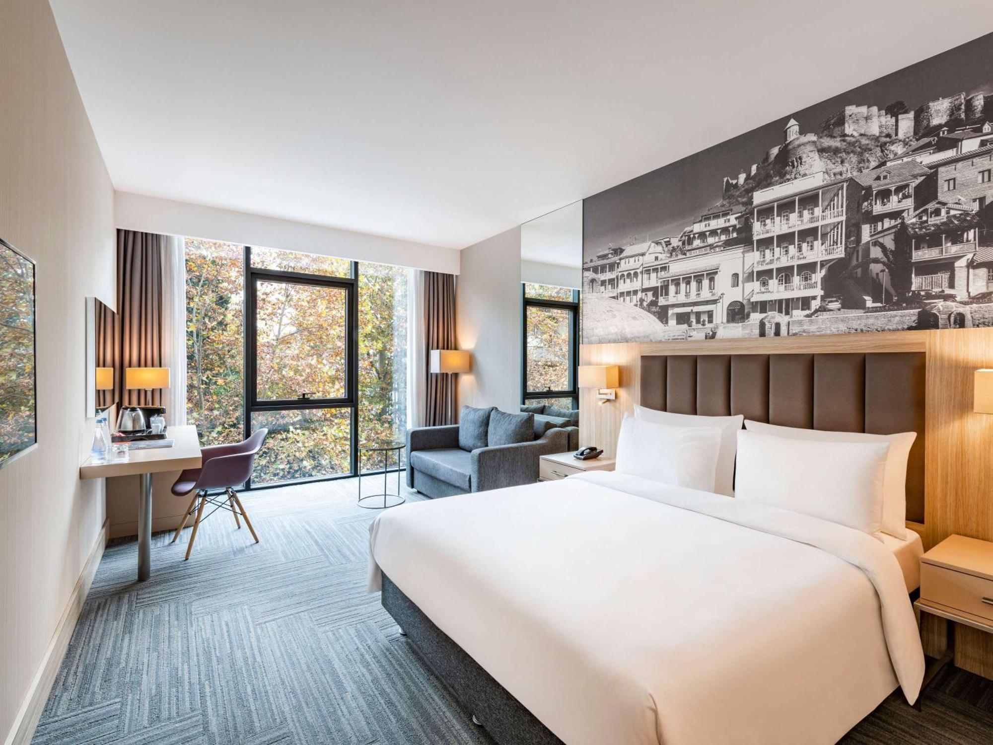 Tbilisi Saburtalo Hotel By Mercure Exterior photo